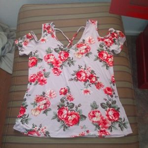 Cute flower top